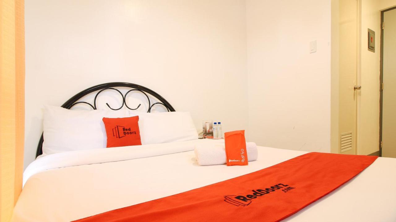 Reddoorz Plus @ Jardin Suites Guadalupe Nuevo Mandaluyong Extérieur photo