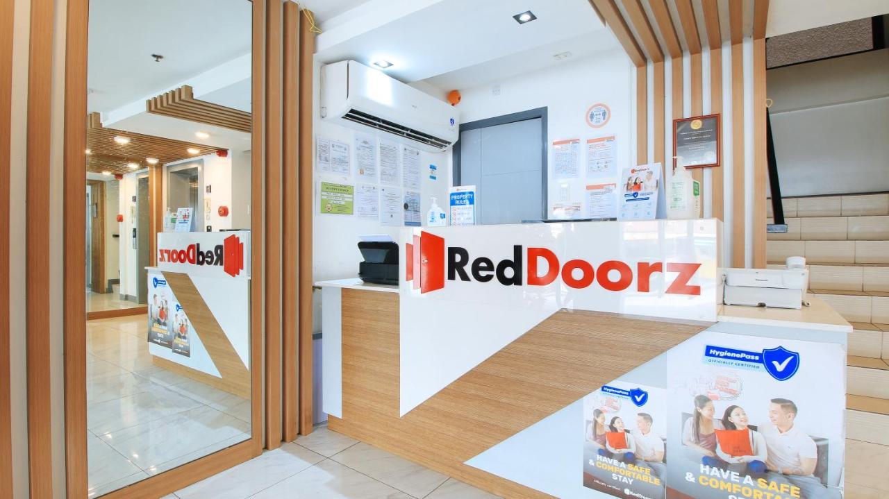 Reddoorz Plus @ Jardin Suites Guadalupe Nuevo Mandaluyong Extérieur photo